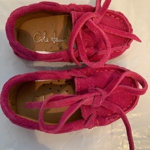 COLE HAAN NEW YORK CITY SIZE 1 Mini Mocs